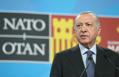 BENİM ÜLKEMDE FİKRİNDEN ÖTÜRÜ CEZAEVİNDE OLAN YOK!