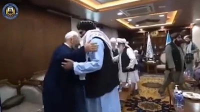 İSMAİLAĞACILAR TALİBAN'IN ELİNİ ÖPTÜ!
